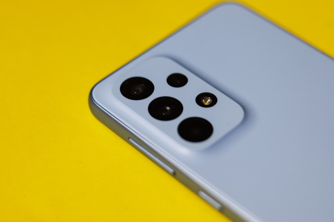 Samsung Redefines Tech