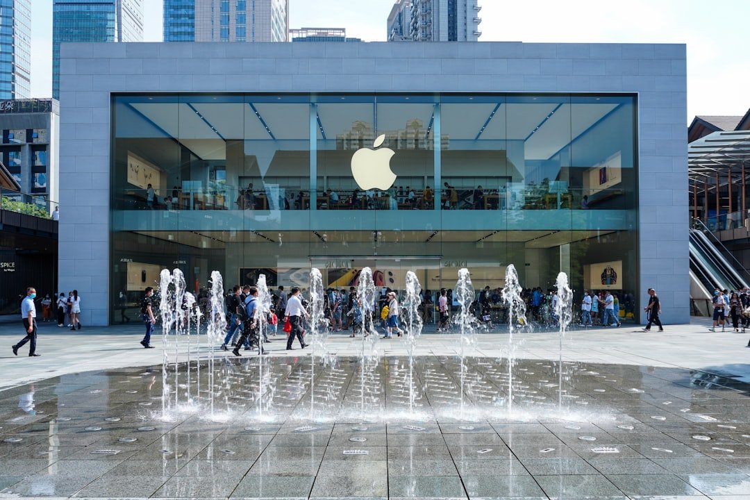 Kansas City Goes Apple