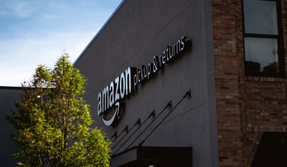 Amazon pickup & returns building